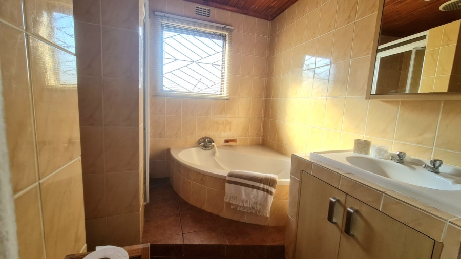 2 Bedroom Property for Sale in Belhar Western Cape